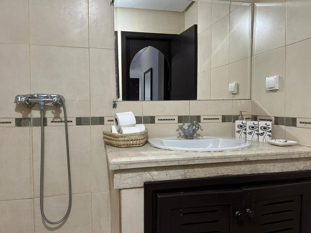 Paisible Et Propre Appartement *
