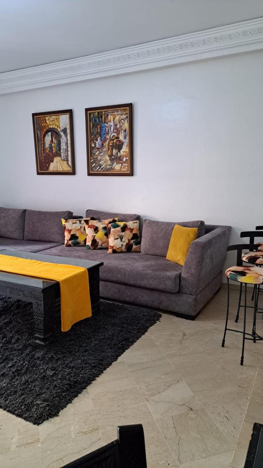 Paisible Et Propre Appartement